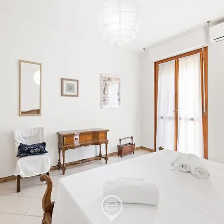 2 Balconies דירה אלגהרו